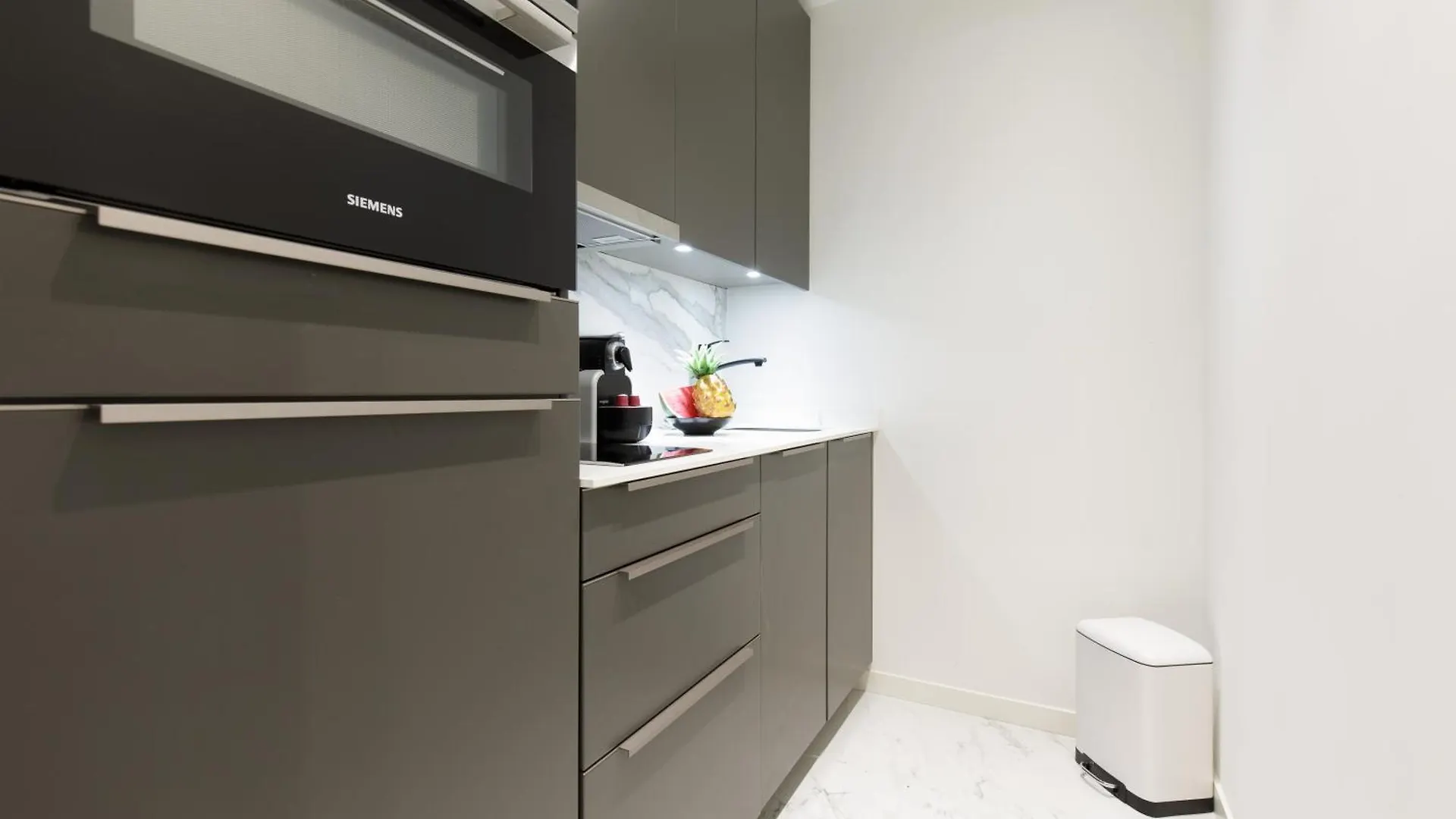 Gray D'Albion 3I7 Yourhosthelper Cannes Apartment